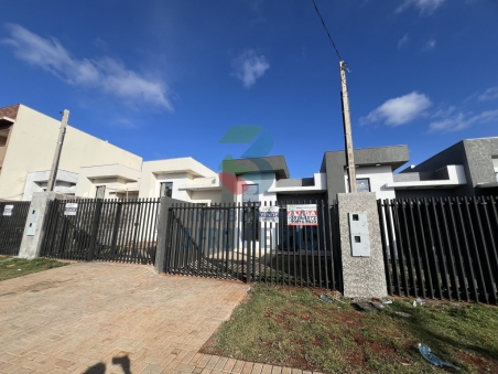 CASA PARA VENDA OU LOCAÇÃO NO JARDIM...