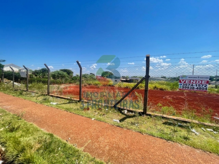 TERRENO A VENDA GRANDE LAGO VILA C