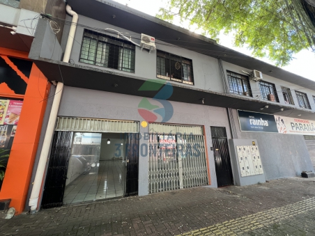 SALA COMERCIAL PARA LOCAÇÃO NO CENTRO...