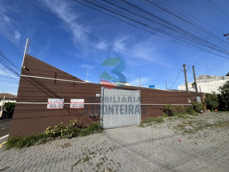 CASA PARA VENDA E LOCAÇÃO NO CAMPOS...